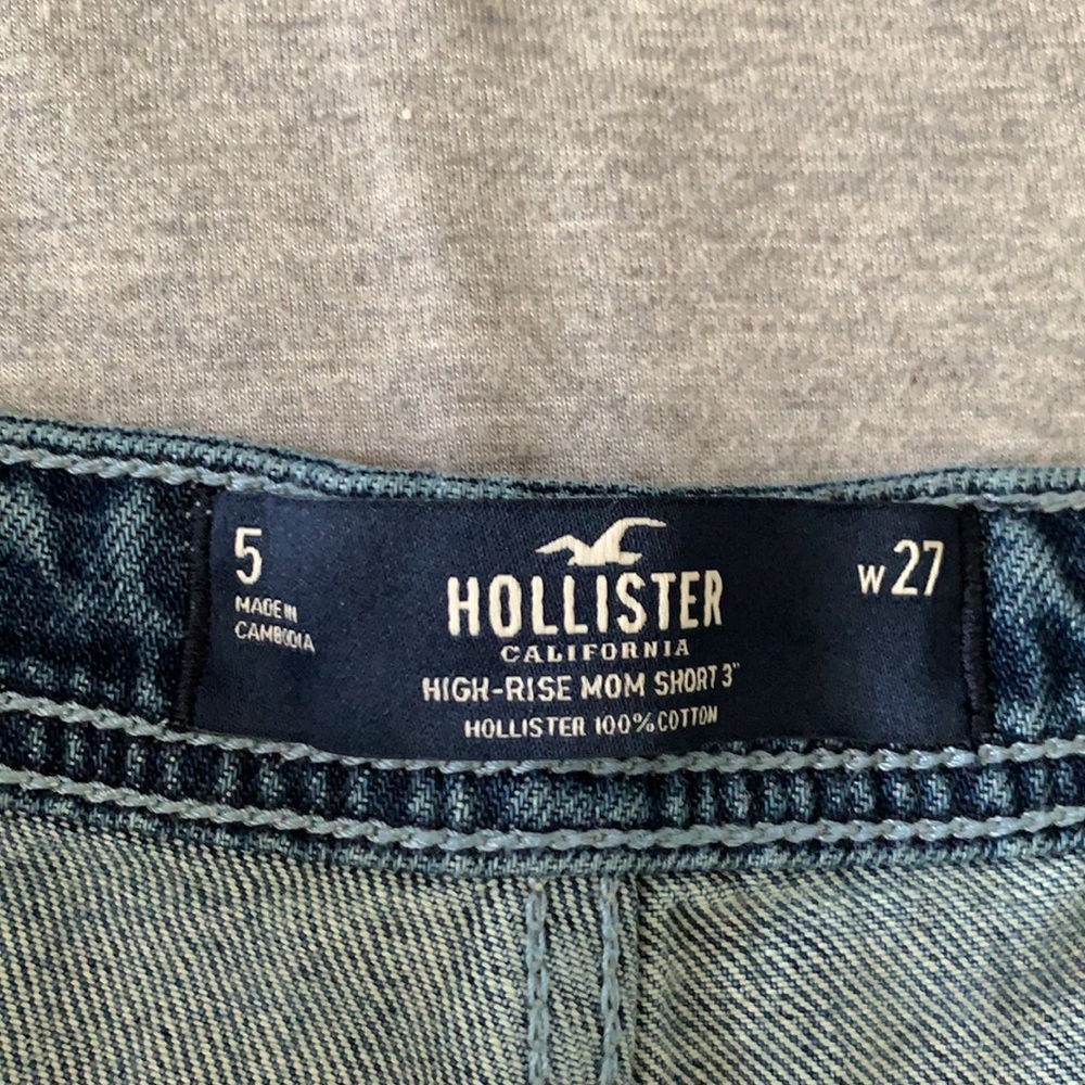 Hollister High-Rise Denim Mom Short - Picture 3 of 4